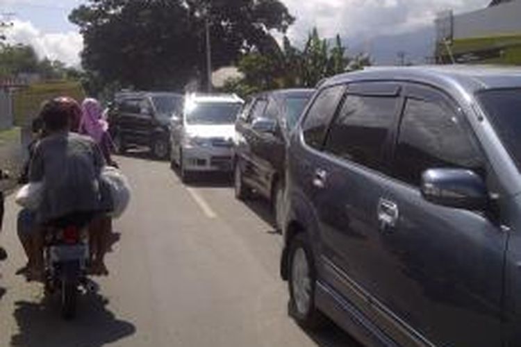 Pemudik masih memadati beberapa jalur Selatan Tasikmalaya di hari kedua Lebaran, Selasa (29/7/2014).