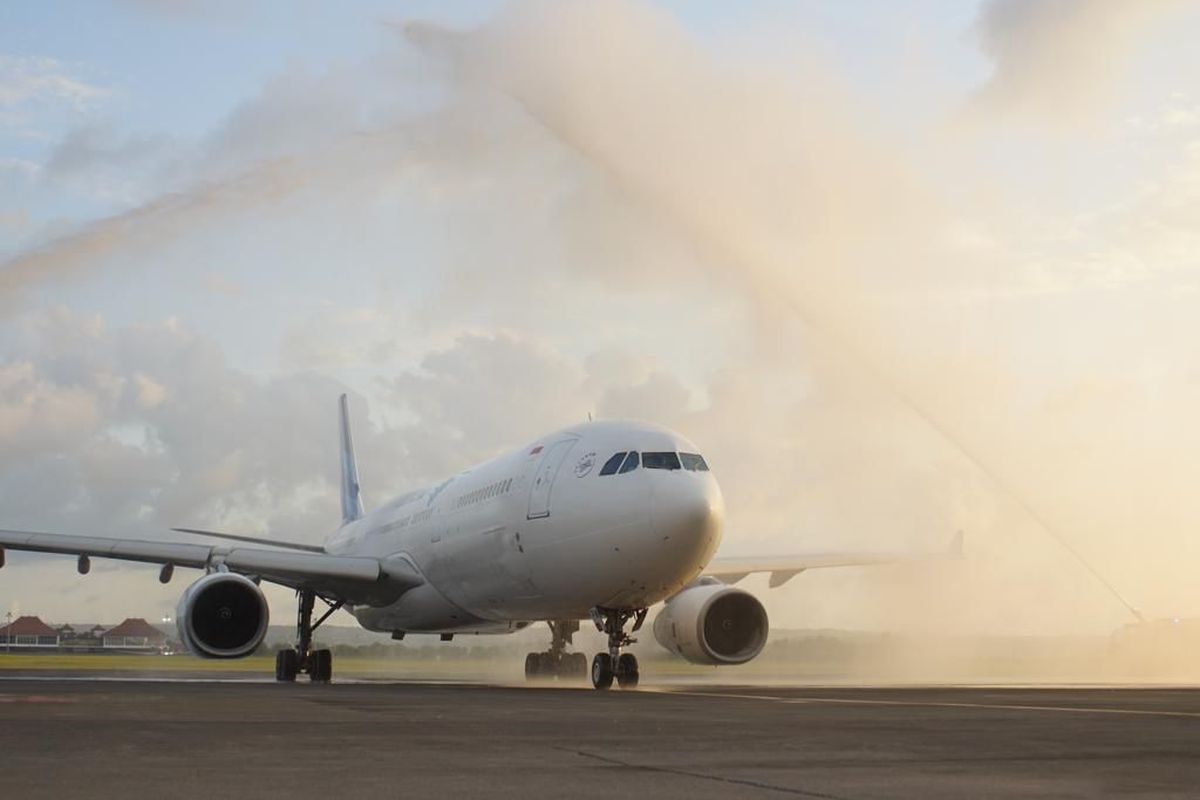 Garuda Indonesia resmi mengoperasikan rute Narita-Denpasar mulai Selasa (1/11/2022).
