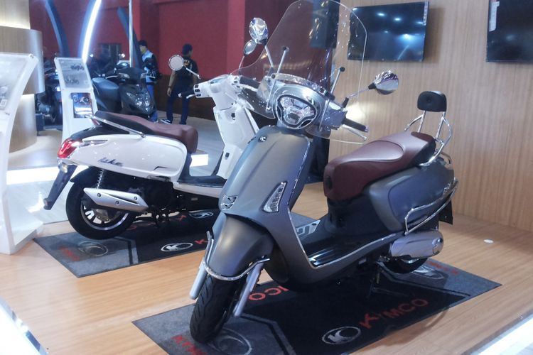 Like 150i. salah satu skutik 150cc yang dipamerkan Kymco Indonesia di ajang Indonesia International Motor Show 2018.