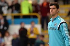 Courtois Dapat Masukan dari Cech