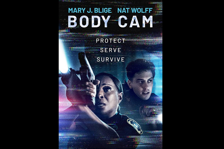 Mary J. Blige dan Nat Wolff dalam film horor Body Cam (2020).