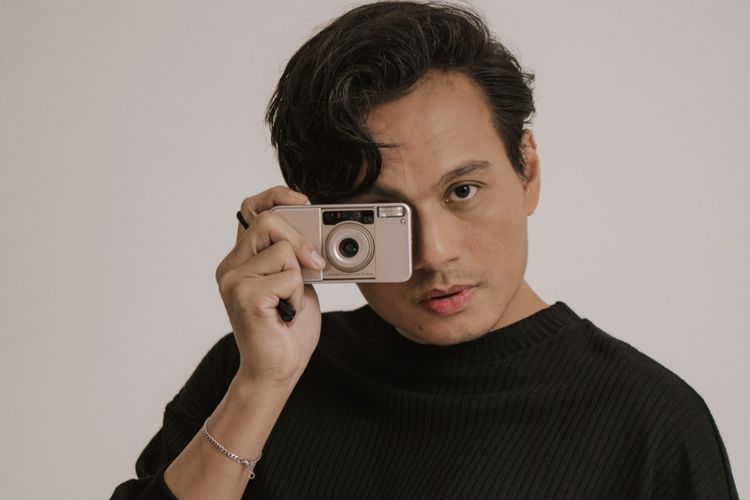 Rendy Pandugo Berkarya Lagi dengan Lagu 