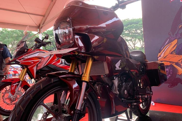 Modifikasi Honda CB150X ala Big Bike Amerika 