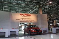 Lima Bulan Pertama, Jualan Honda Mobil Mencoba Bertahan
