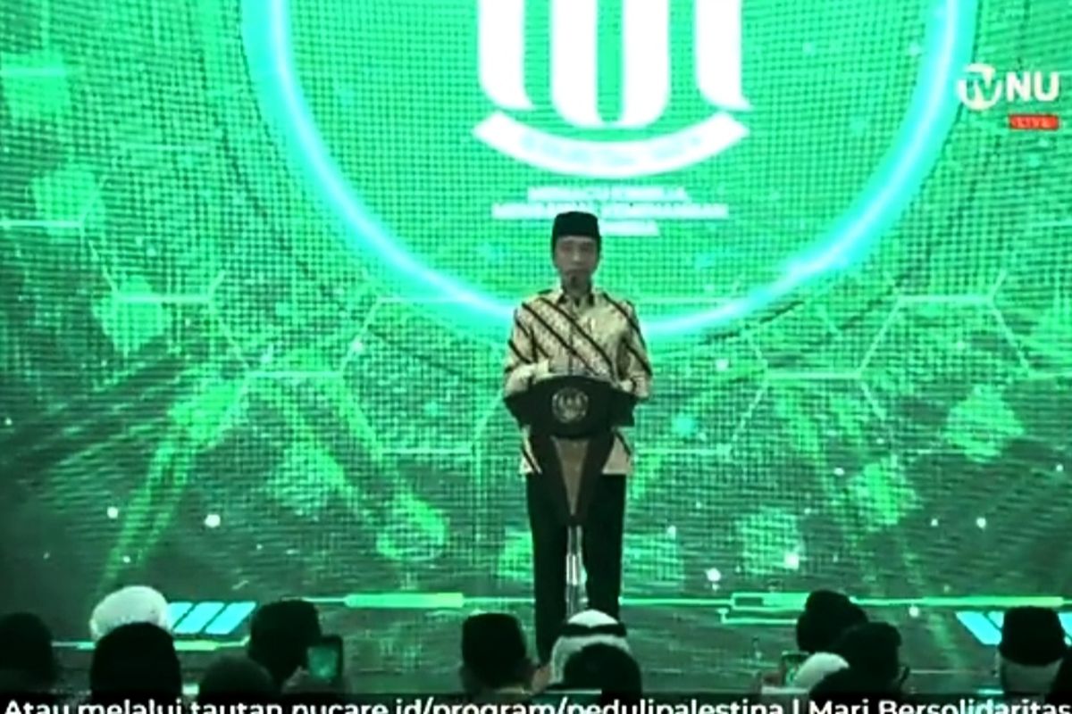 Presiden Joko Widodo menyampaikan sambutan saat menghadiri hari ulang tahun (harlah) NU ke-101 dan peresmian gedung UNU Yogyakarta di Kampus UNU Yogyakarta, Rabu (31/1/2024).