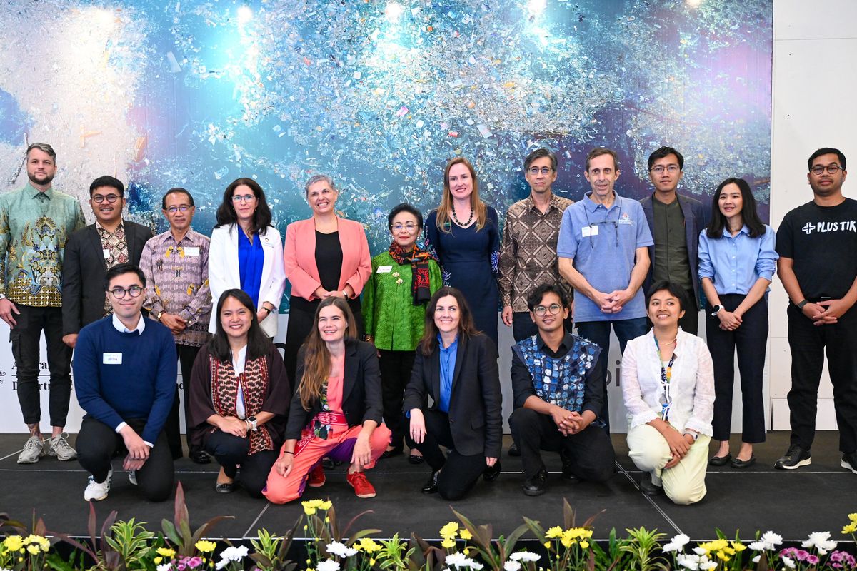 Australia bermitra dengan Indo-Pacific Plastics Innovation Network (IPPIN) menggelar Demo Day Plastics Innovation Hub Indonesia di Jakarta, Selasa (29/10/2024).