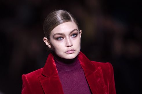 Pasang Gigi Hadid di Sampul, Vogue Hong Kong Diprotes