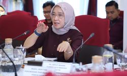 Perpanjang Waktu Pendaftaran Seleksi PPPK Tahap II, Menteri Rini: Komitmen Kuat Pemerintah dan DPR Selesaikan Tenaga Non-ASN