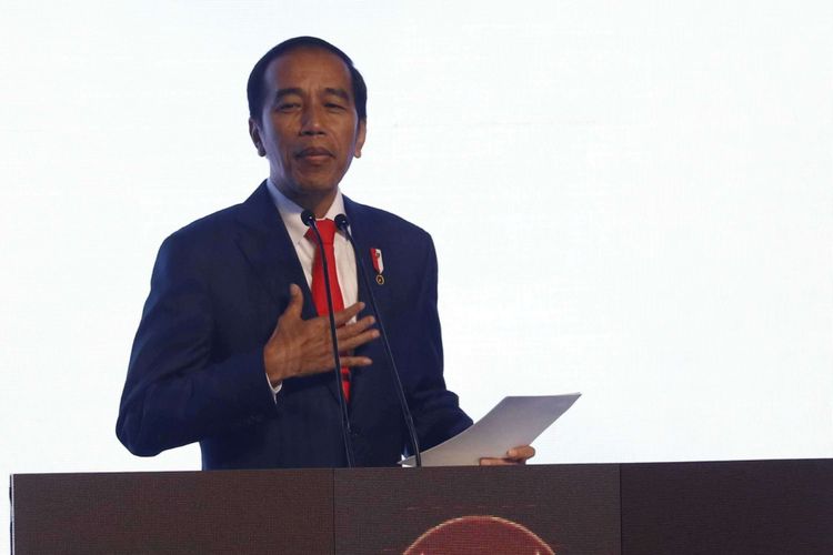 Presiden Joko Widodo menyampaikan sambutan dalam pembukaan Rapat Pimpinan Nasional (Rapimnas) Partai Demokrat tahun 2018 di Sentul International Convention Center, Bogor, Jawa Barat, Sabtu (10/03/2018) .Partai Demokrat menggelar Rapimnas selama dua hari 10-11 Maret 2018 untuk membahas strategi Pemilu 2018 serta Pemilu Legislatif dan Pilpres 2019.