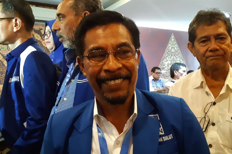 Ketua DPW PAN Sulawesi Utara Sehan Landjar di Restoran Batik Kuring, Jakarta, Sabtu (7/12/2019).