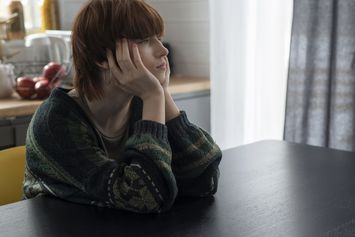 Kenapa Perasaan Tiba-Tiba Sedih? Kenali Penyebab dan Cara Mengatasinya