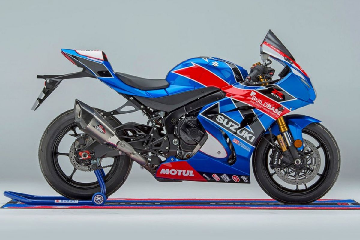 Suzuki GSX-R1000R edisi khusus liveri tim Buildbase Suzuki diproduksi hanya 50 unit