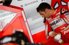 Giliran Pebalap Uji Ducati Bela Performa Desmosedici