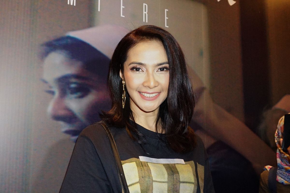 Artis peran Maudy Koesnaedi dalam gala premiere film Ave Maryam di XXI Epicentrum, Rasuna Said, Jakarta Selatan, Kamis (4/4/2019).