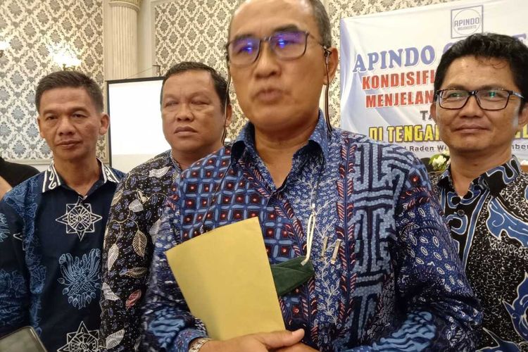 Ketua DPK Apindo Kabupaten Mojokerto, Bambang Widjanarko menyampaikan harapan pengusaha di Kabupaten Mojokerto, Jawa Timur, terkait penentuan upah minimum 2023.