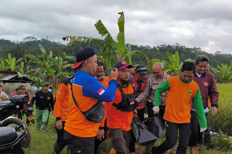 Sempat Hilang Terseret Arus Serayu, Santri Asal Magelang Ditemukan Meninggal Dunia 