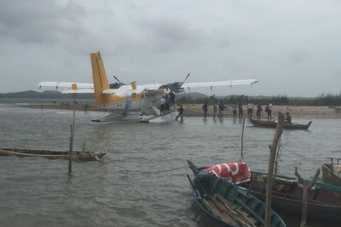 Alami Kendala Teknis, Pesawat Airfast Mendarat Darurat di Laut Ocarina