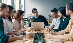 Mengenal 'Micromanagement', Gaya Kepemimpinan 'Tirani' yang Bisa Rusak Sistem Kerja Perusahaan