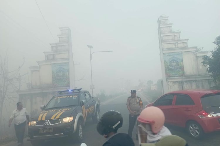 TPA Dadapan Lamongan Terbakar, Asap Tebal Ganggu Lalu Lintas