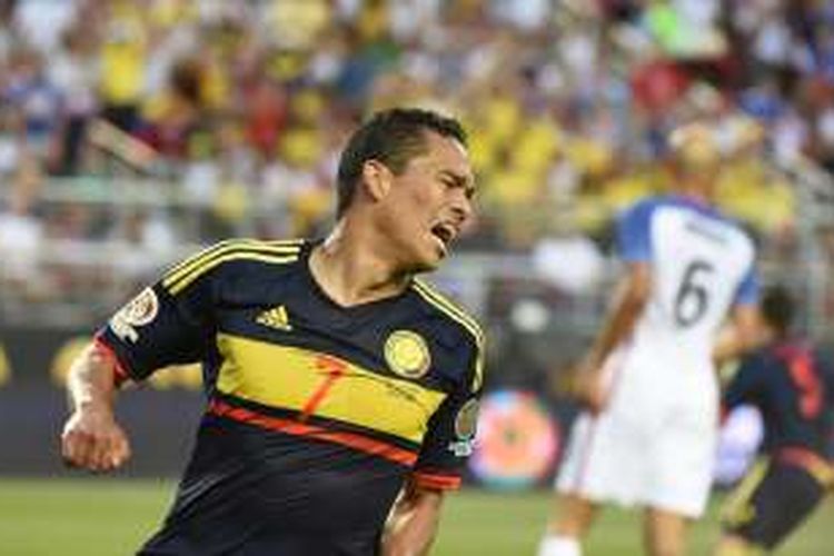 Ekspresi striker Kolombia, Carlos Bacca, saat gagal membobol gawang Amerika Serikat pada partai Copa America Grup A di California, 3 Juni 2016.