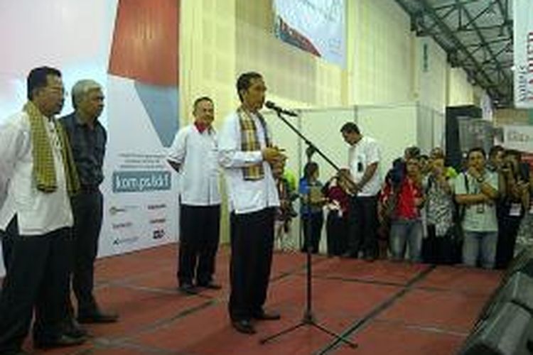 Gubernur DKI Jakarta, Joko Widodo, dalam pembukaan acara Kompas Karier Fair 2013, di Kartika Expo, Balai Kartini, Jakarta.
