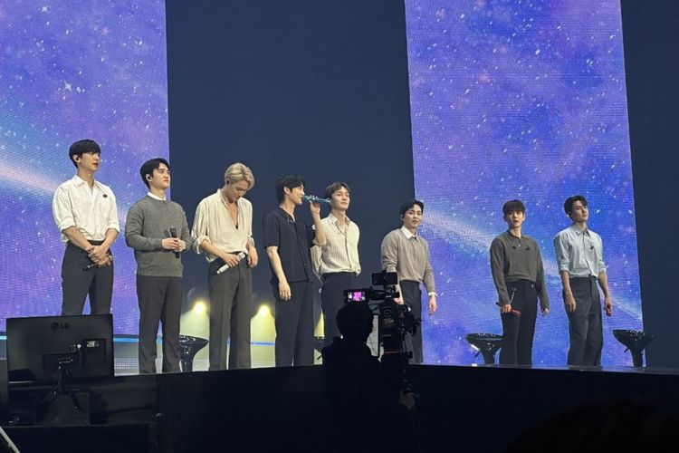 Pada 8 April 2023, EXO merayakan ulang tahun debut mereka yang ke-11 dengan sebuah fan meeting bertajuk EXO' CLOCK di KSPO Dome.
