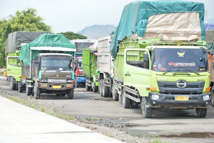 Pembatasan angkutan barang di jalan tol Nataru 2025/2026