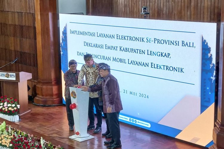 Menteri ATR/Kepala BPN Agus Harimurti Yudhoyono (AHY) meresmikan implementasi layanan elektronik se-Provinsi Bali di Kantor Gubernur Bali, Selasa (21/5/2024).
