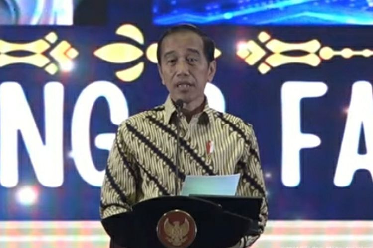 Presiden Joko Widodo (Jokowi) dalam acara pembukaan Konvensi XXIX dan Temu Tahunan XXV Forum Rektor Indonesia, Senin (15/1/2024)