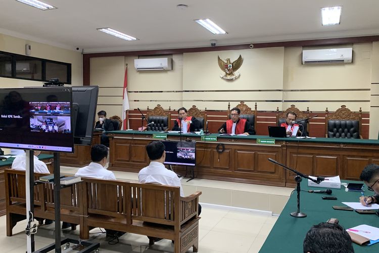 Eks Sekda Ponorogo dan Mantan Direktur RSUD Dr Harjono Divonis 4 sampai 5 Tahun Penjara