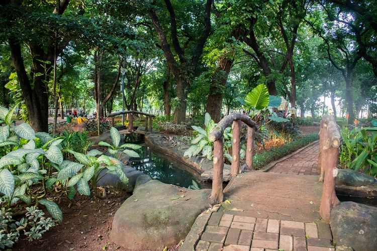 Taman tersembunyi di kawasan Monas yang terletak dekat dengan lapangan bulu tangkis, Jakarta, Rabu (29/1/2020).