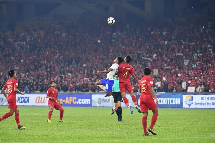 Timnas U-16 Indonesia berhadapan dengan India pada laga pamungkas Grup C Piala Asia U-16 2018 di Stadion Bukit Jalil, 27 September 2018. 