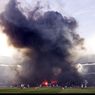 Laga Panas Feyenoord Vs Ajax: Asap Hitam Selimuti Stadion, Kepala Pemain Bocor Kena Lemparan Fans