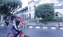 Bersepeda, Cara Hendi Ajak Jajarannya untuk Lebih Merakyat