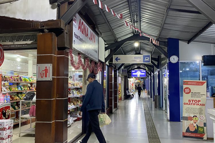 Pedagang Terminal Arjosari Keluhkan Omset Terjun Payung saat Momen Mudik Lebaran 2026