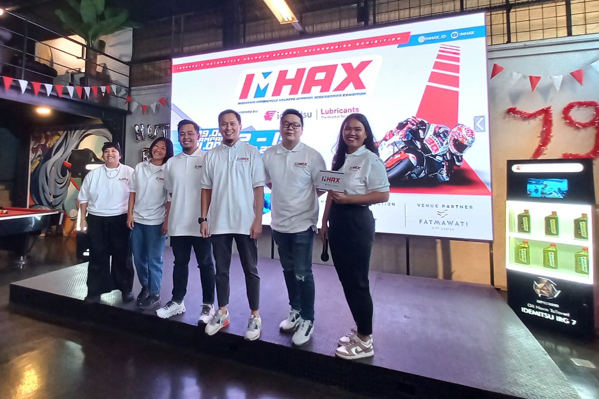 Pameran otomotif Indonesia Motorcycle Helmets Apparel Accessories Exhibition (IMHAX)