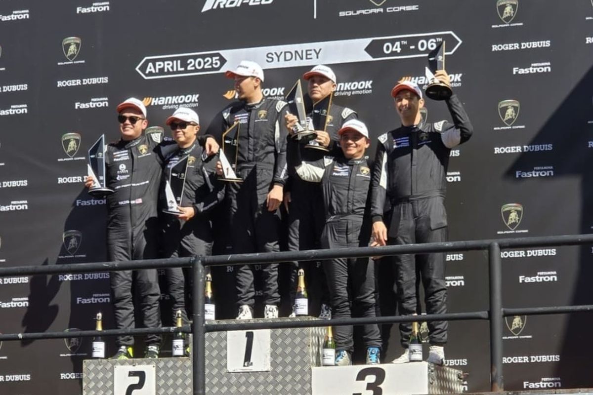 Duet pebalap Indonesia Umar dan H Dypo Fitra raih podium ketiga debut Lamborghini Super Trofeo Asia 2025.