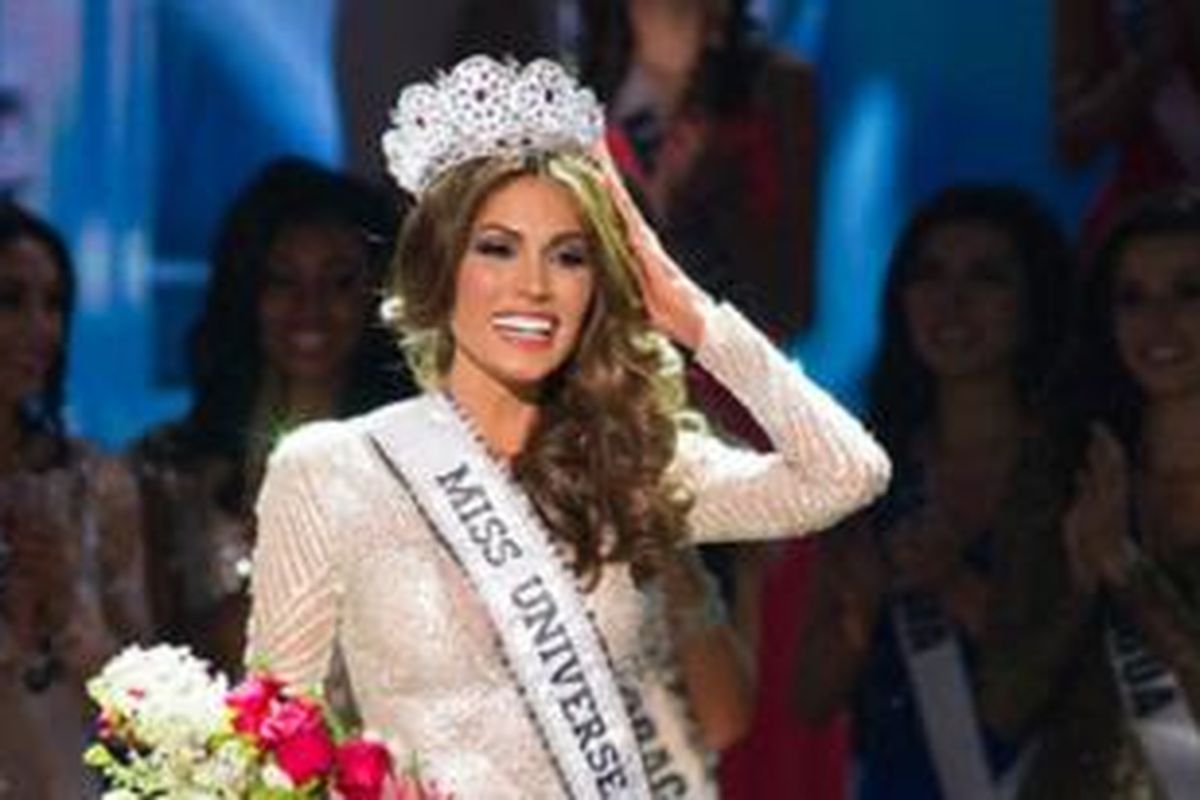 Miss Venezuela berhasil memboyong kembali mahkota Miss Universe 2013 ke Venezuela