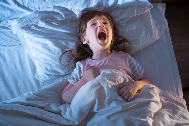 Ilustrasi night terror atau teror tidur yang biasa dialami anak-anak