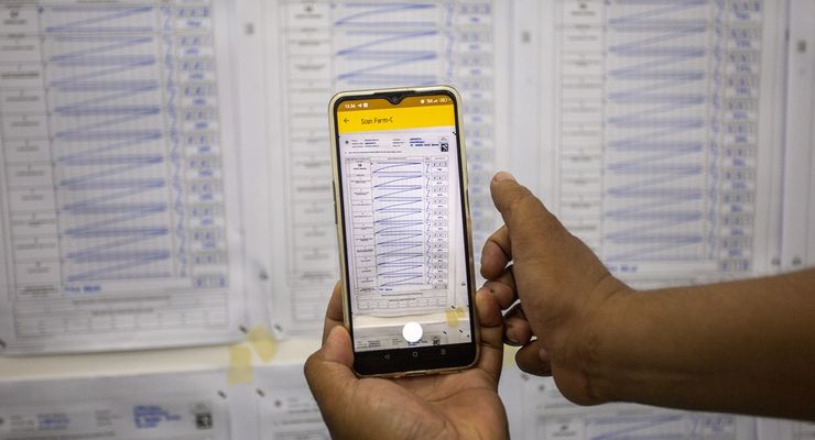 Sirekap Jadi Tantangan KPU, Perludem Sebut Petugas KPPS di Daerah yang Internetnya Baik Bahkan Belum Bimtek
