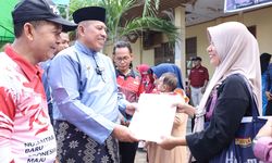 Laksanakan Program Bujang Kampung, Bupati Siak Ajak Masyarakat Pelihara Kesehatan