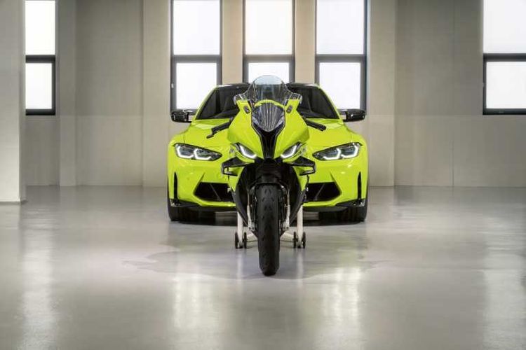 BMW M1000RR 50 Years M Edition