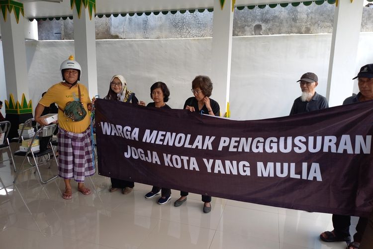 Tolak Kompensasi PT KAI, Warga Lempuyangan: Rp 250.000 Per Meter Dapat Apa?
