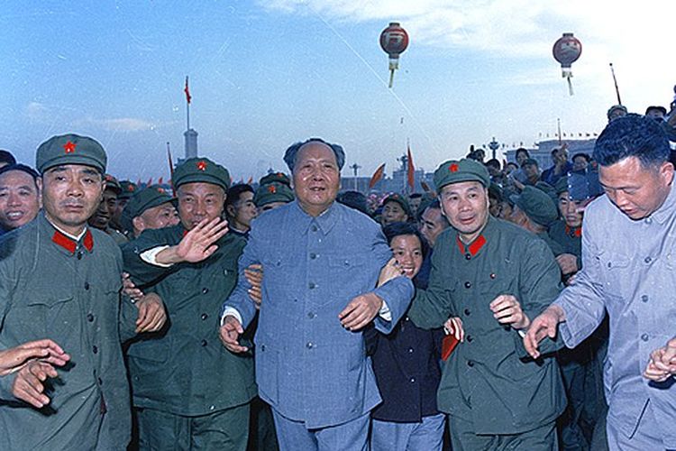 Revolusi kebudayaan era Mao Zedong. [Via Wikimedia Commons]