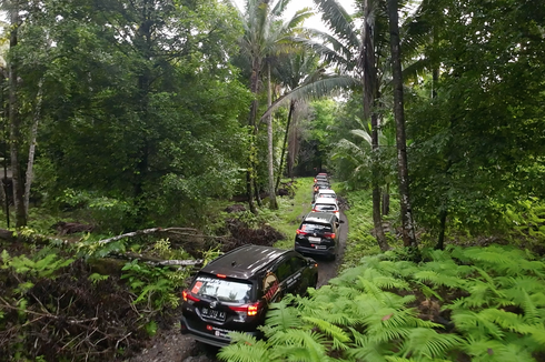 Terios 7 Wonders Berpetualang ke Desa Naga dan Talaga, Halmahera Barat