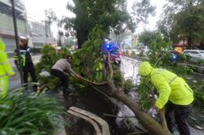 4 Rumah dan 3 Motor Rusak akibat Banjir dan Pohon Tumbang di Kota Malang