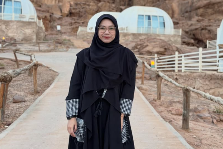 [HOAKS] Video Ustazah Shofwatunnida Umumkan Dana Hibah Al Bayti