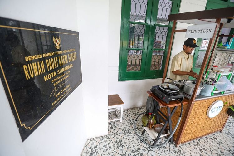 Pemkot Surabaya menargetkan pertumbuhan ekonomi Surabaya pada 2026 mencapai 5,80 persen. 