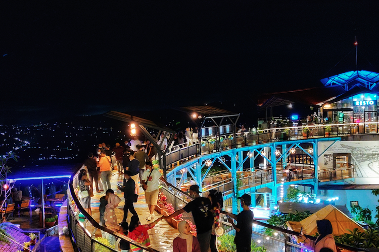 HeHa Sky View, pilihan tempat wisata di Yogyakarta dengan pemandangan indah.