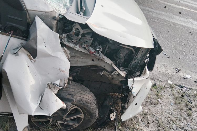 Dua Bocah Kakak Beradik Tewas Ditabrak Mobil Saat Berboncengan Motor di Toba